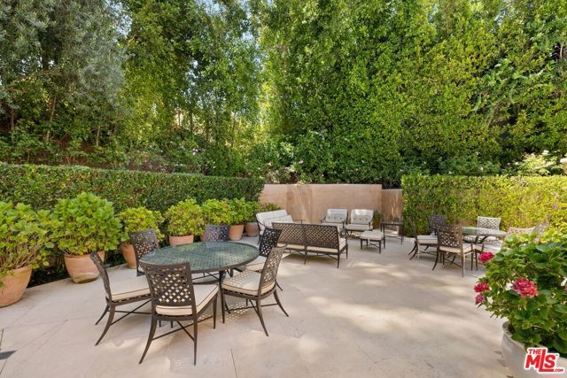 9541 Sunset Boulevard, Beverly Hills, CA 90210