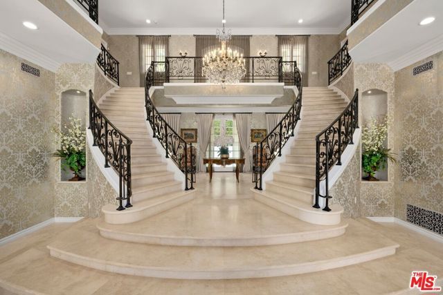9541 Sunset Boulevard, Beverly Hills, CA 90210