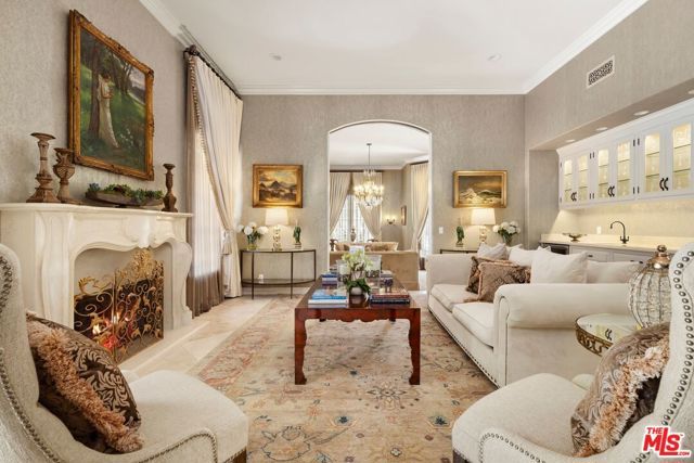 9541 Sunset Boulevard, Beverly Hills, CA 90210