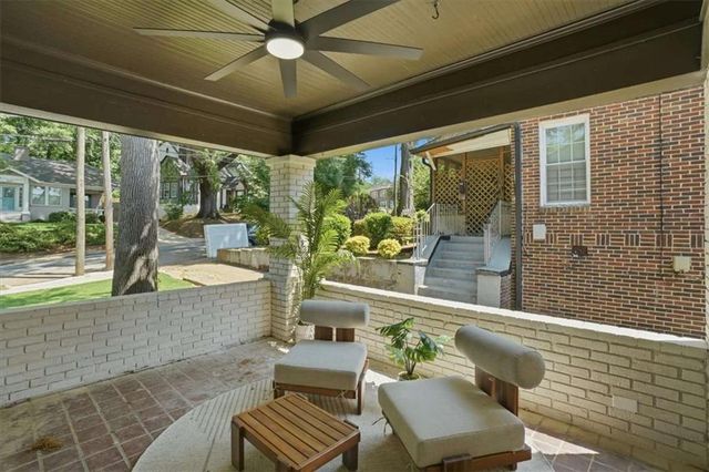 1566 Olympian Circle, Atlanta, GA 30310