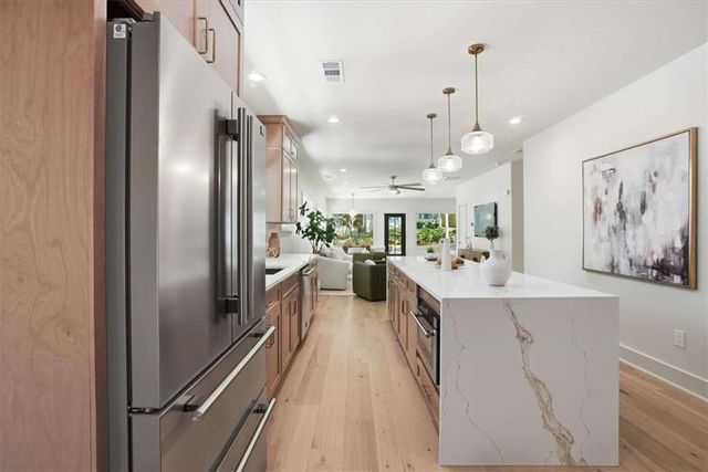 1566 Olympian Circle, Atlanta, GA 30310