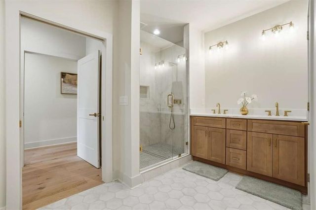 1566 Olympian Circle, Atlanta, GA 30310