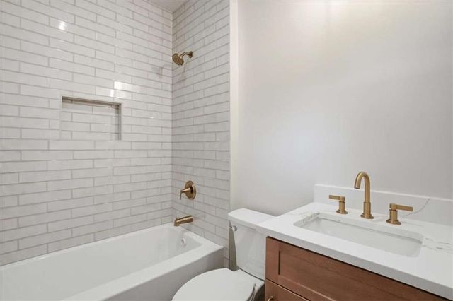 1566 Olympian Circle, Atlanta, GA 30310
