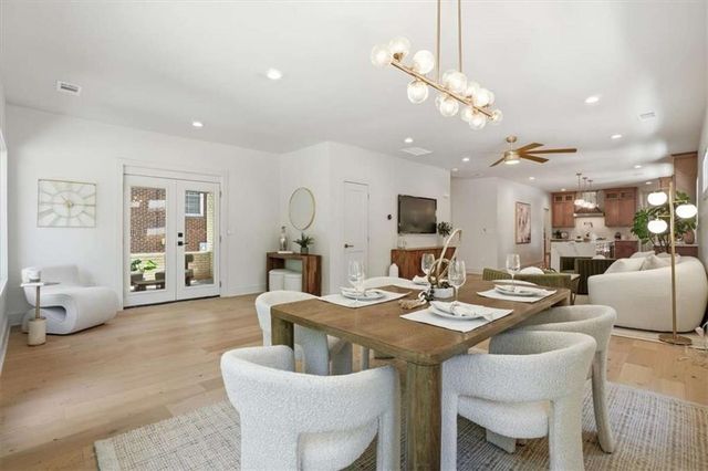 1566 Olympian Circle, Atlanta, GA 30310