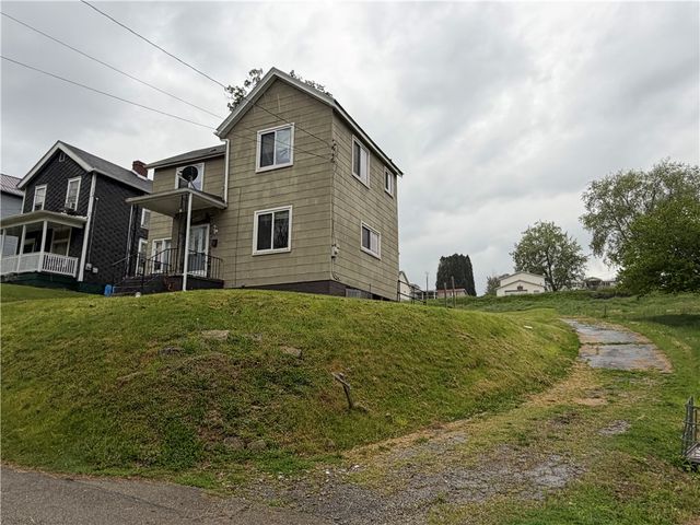 907 Woodlawn Ave, W Brownsville, PA 15417