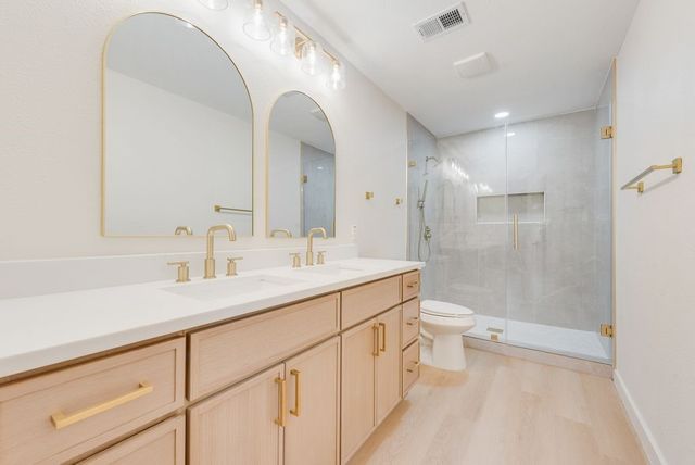 804 Brook Valley Lane, Dallas, TX 75232