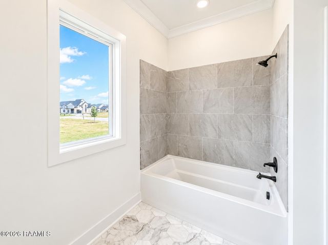 104 Sabal Grove Lane, Youngsville, LA 70592