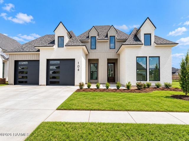 104 Sabal Grove Lane, Youngsville, LA 70592
