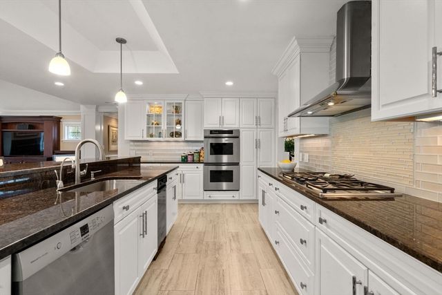 11 Mosley Road, Newton, MA 02459