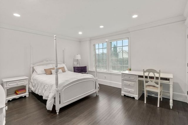 11 Mosley Road, Newton, MA 02459