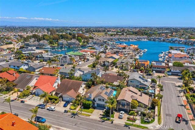 3962 Mistral, Huntington Beach, CA 92649