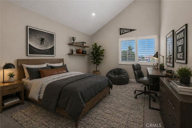3962 Mistral, Huntington Beach, CA 92649