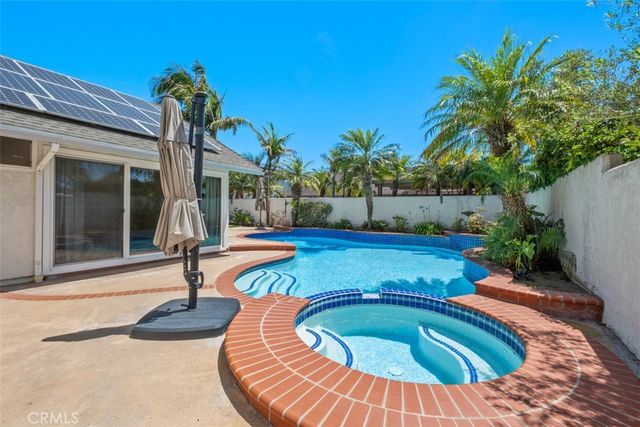 3962 Mistral, Huntington Beach, CA 92649