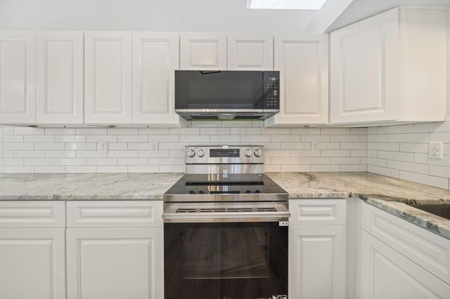 643 Rainbow Drive, Marysville, OH 43040