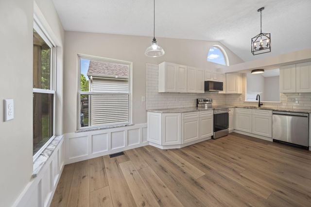 643 Rainbow Drive, Marysville, OH 43040