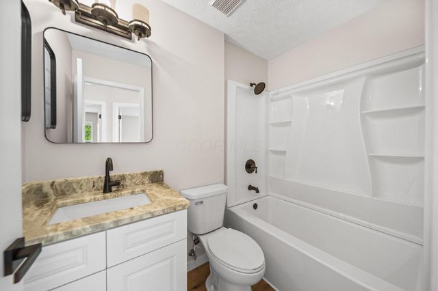 643 Rainbow Drive, Marysville, OH 43040