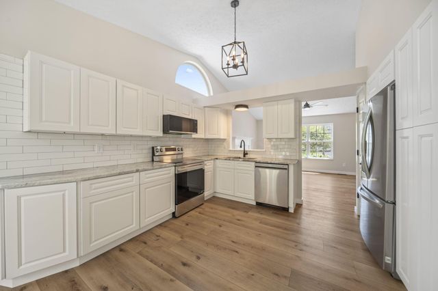 643 Rainbow Drive, Marysville, OH 43040