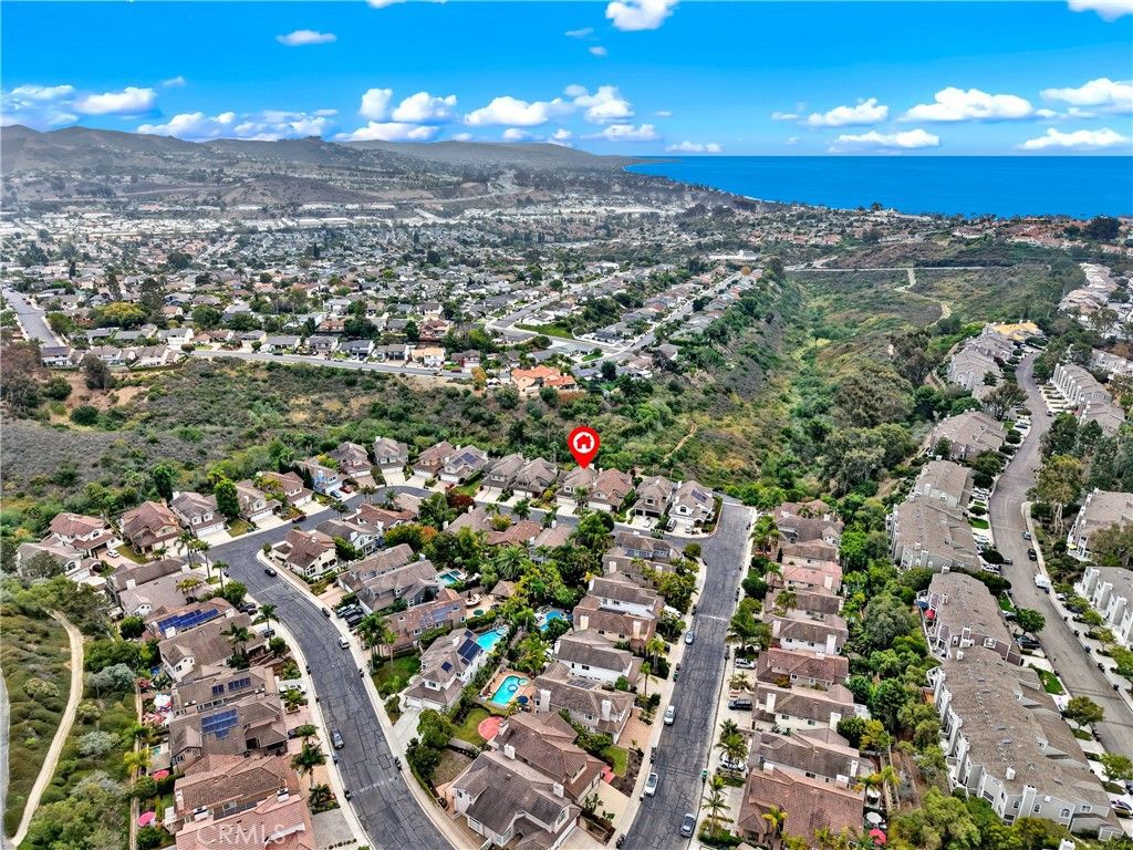 Image 4 of property listing at 24892 SUMMERWIND, Dana Point, CA 92629