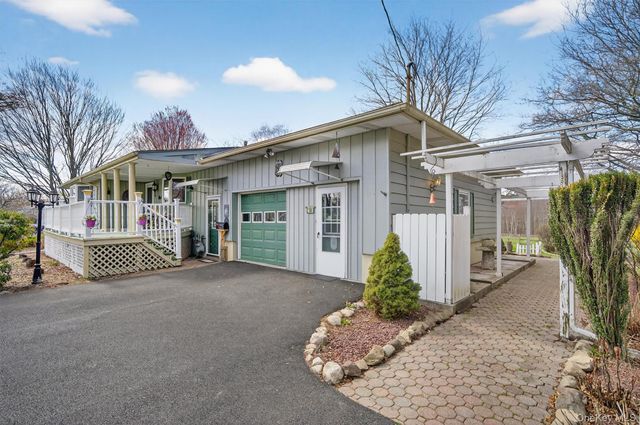 63 Ryerson Road, New Hampton, NY 10958