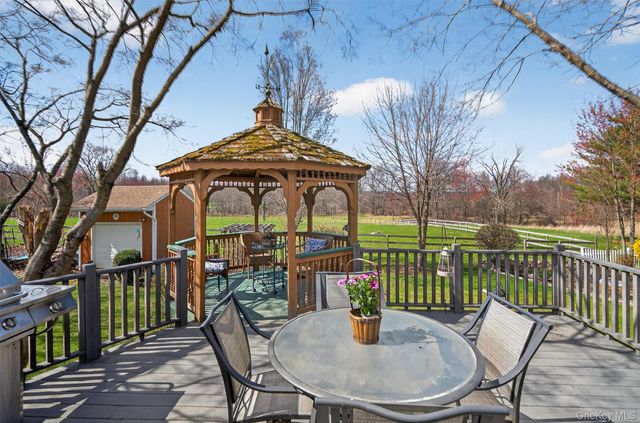 63 Ryerson Road, New Hampton, NY 10958