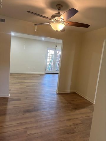 369 Deputy Ln Unit E, Newport News, VA 23608