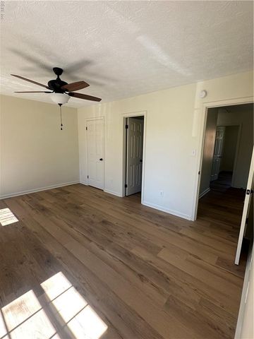 369 Deputy Ln Unit E, Newport News, VA 23608