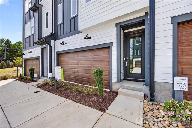 7925 Cedarsmith Court, Charlotte, NC 28217