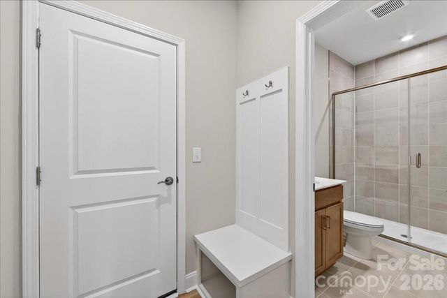 7925 Cedarsmith Court, Charlotte, NC 28217