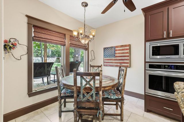 365 Dublin Circle, Gordonville, TX 76245