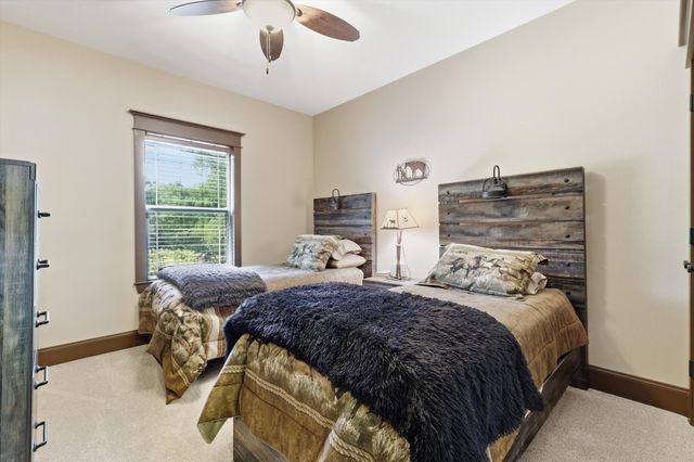 365 Dublin Circle, Gordonville, TX 76245