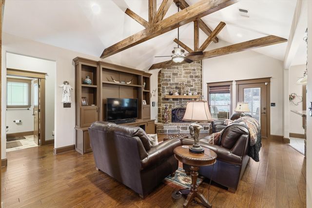 365 Dublin Circle, Gordonville, TX 76245