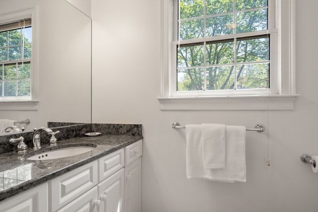 322 Cabot St, Newton, MA 02460