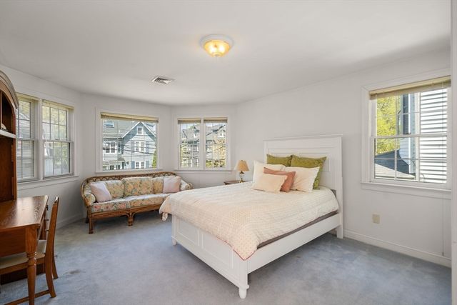 322 Cabot St, Newton, MA 02460