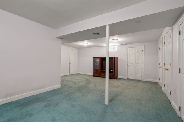 322 Cabot St, Newton, MA 02460