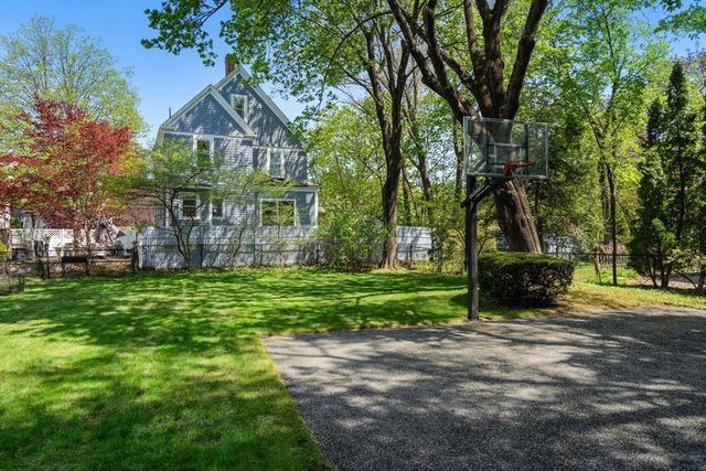 322 Cabot St, Newton, MA 02460