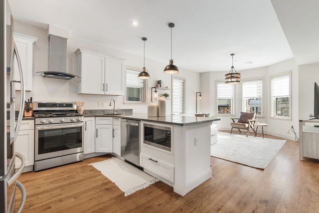 115 Pleasant St 2, Boston, MA 02125