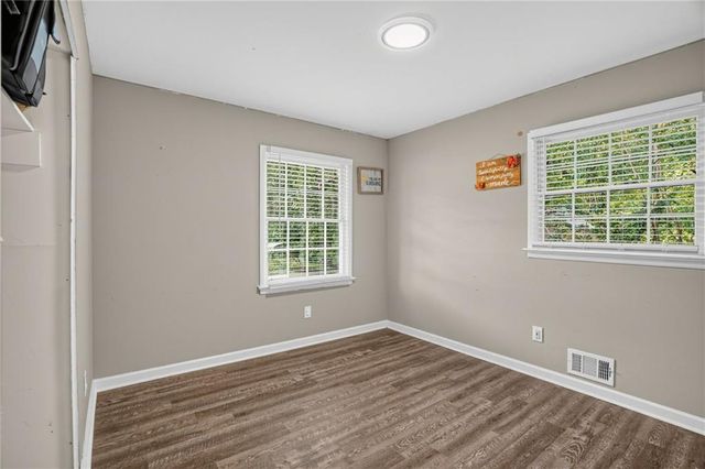 2147 Jones Road NW, Atlanta, GA 30318