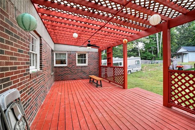 2147 Jones Road NW, Atlanta, GA 30318