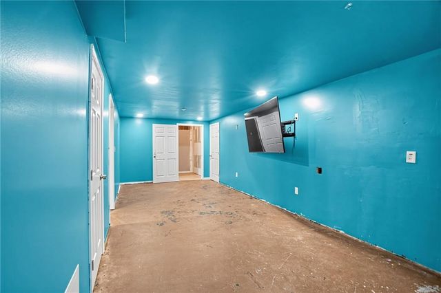 2147 Jones Road NW, Atlanta, GA 30318