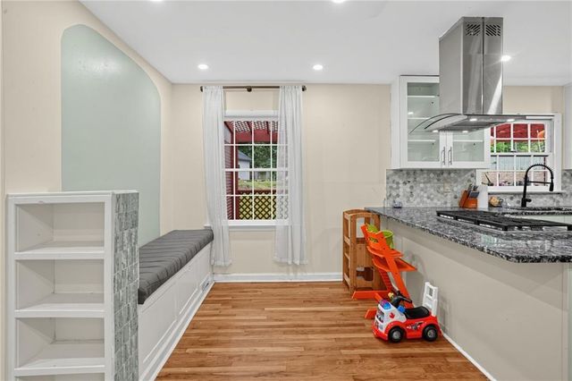 2147 Jones Road NW, Atlanta, GA 30318