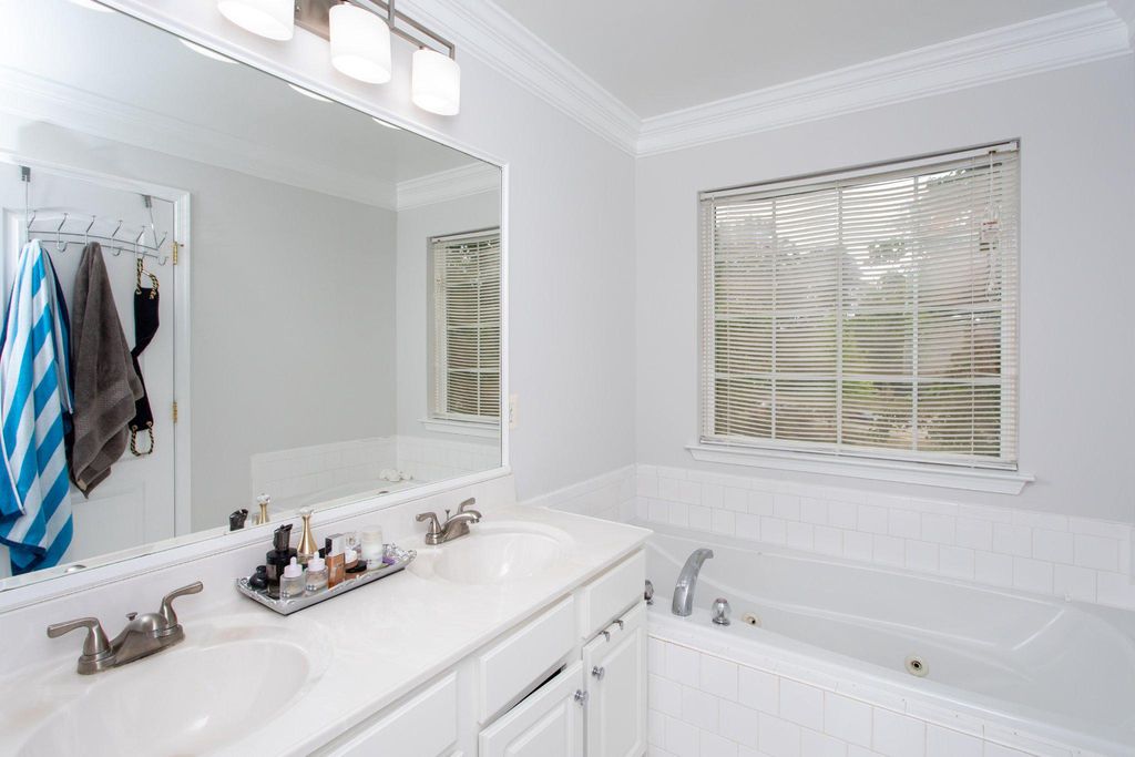 Image 22 of property listing at 7102 MAD ANTHONY CT, Brandywine, MD 20613
