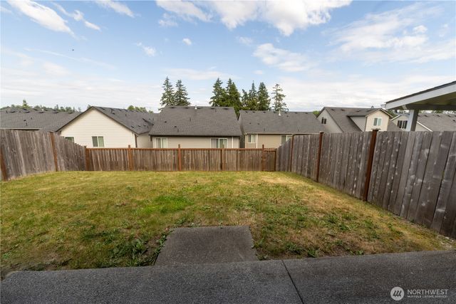 20133 E 19th Ave, Spanaway, WA 98387