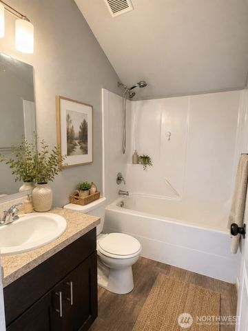 20133 19th Ave E, Spanaway, WA 98387