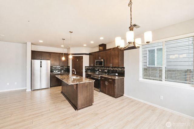 20133 E 19th Ave, Spanaway, WA 98387