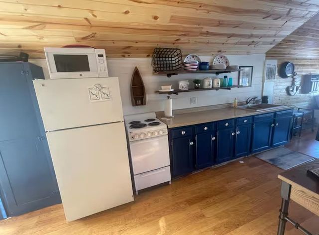 243 Arbor Drive, Lake George, MI 48632