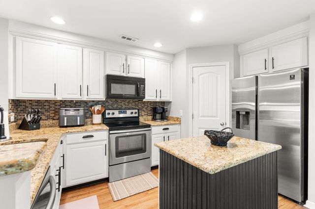 1908 Boxelder Aly, Hermitage, TN 37076