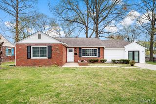 922 Moreland Drive, Belleville, IL 62223