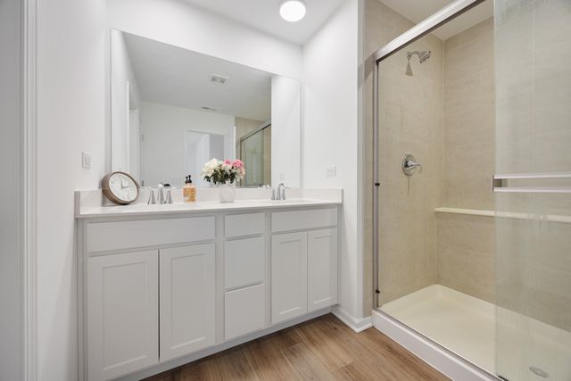 620 Wolverine Drive, Aurora, IL 60502