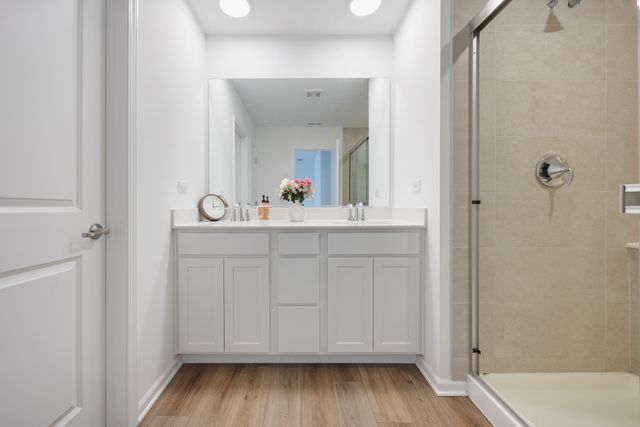 620 Wolverine Drive, Aurora, IL 60502