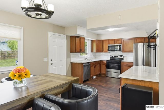 4864 Saratoga Street, Omaha, NE 68104